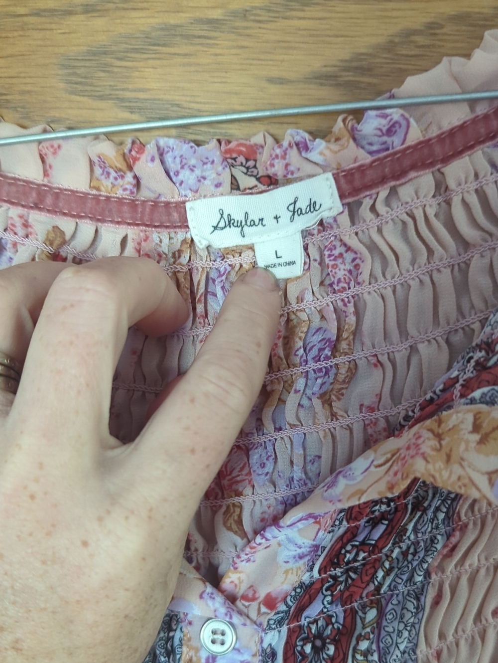 Skylar & Jade Boho Pink Floral Button-Front Women's Blouse Size L - Picture 3 of 6